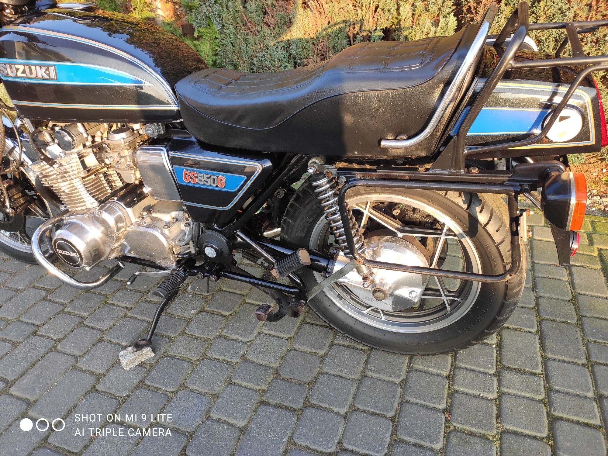 Suzuki GS 850 z kuframi