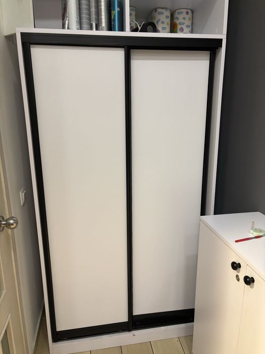 Шафа для студій за дуже чудовою ціною