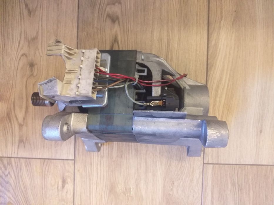 Silnik napędzający do pralki Electrolux EWS 10610 W / 12610 W