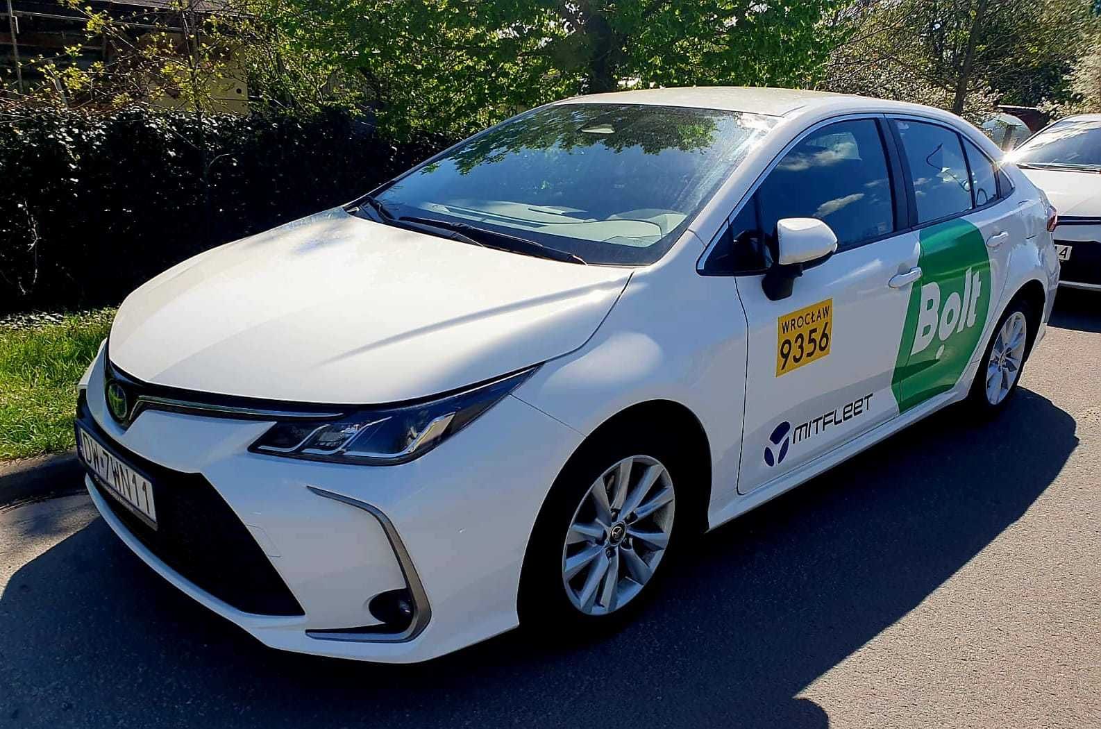 Wynajem samochodów TAXI UBER/BOLT/FREENOW Toyota Corolla, Hybryda, LPG
