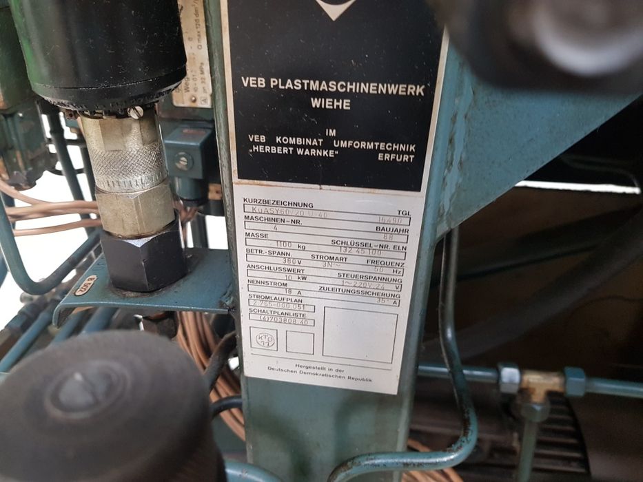 Wtryskarka KuASY 60/20U-40