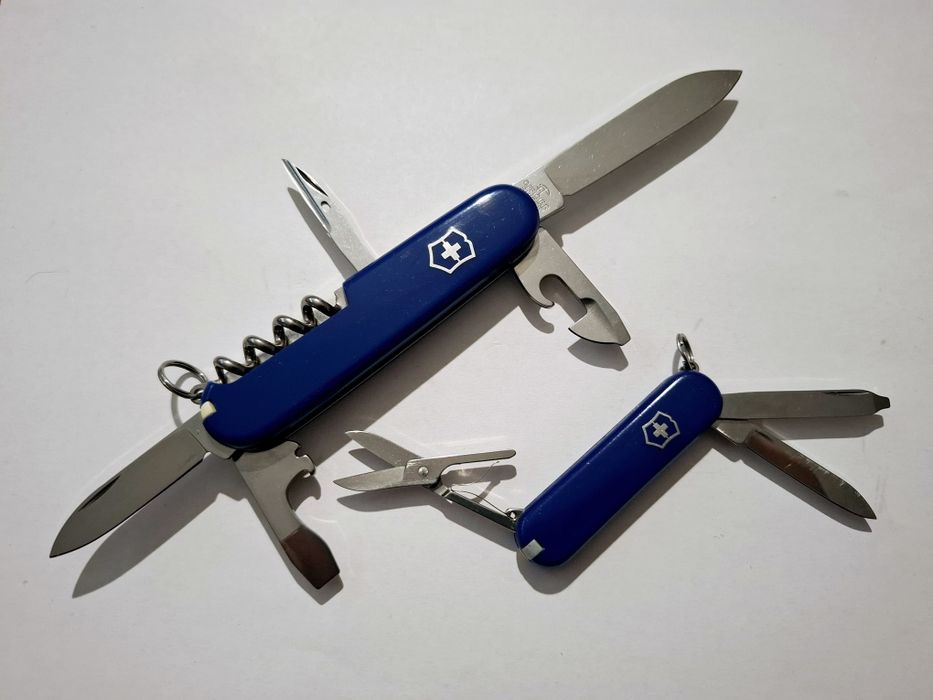 Victorinox Spartan та Classic SD (ціна за 2)
