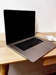 MacBook Pro 16" A2141/16 GB RAM/1024 SSD