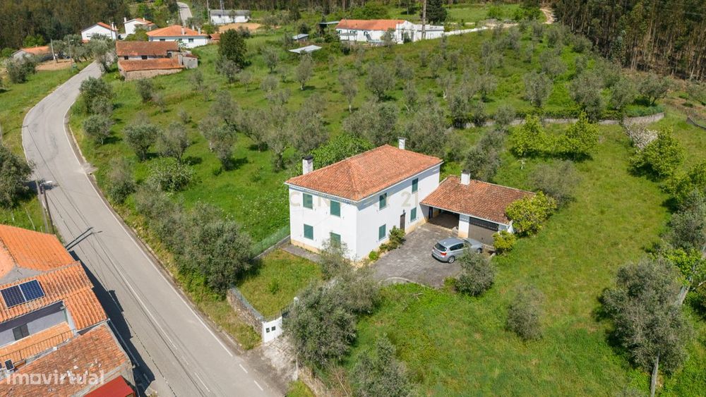 Moradia c/ Terreno e Garagem na Chapinheira