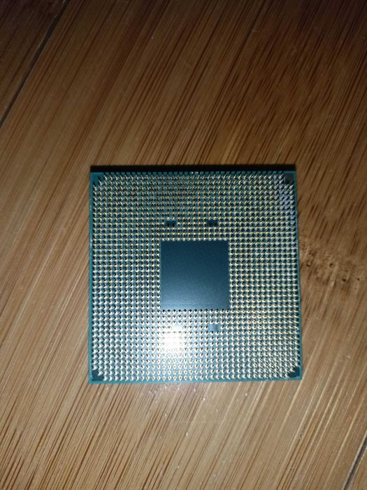 AMD RYZEN 5 1600