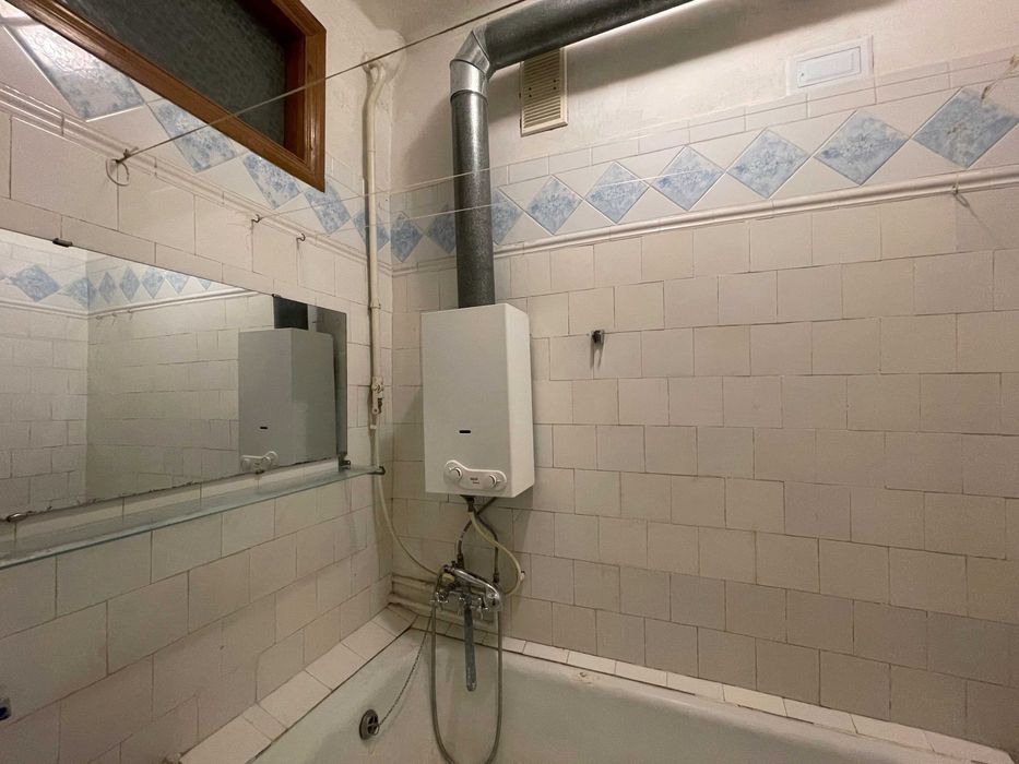 Продам Сталинку, в доме со шпилем, на Плехановской.(404261)