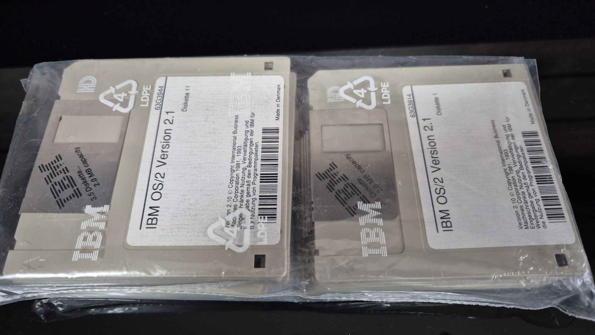 System Operacyjny IBM OS/2 Version 2.1   (nieużywany).