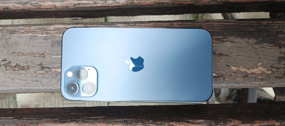 iPhone 12 Pro 256гб