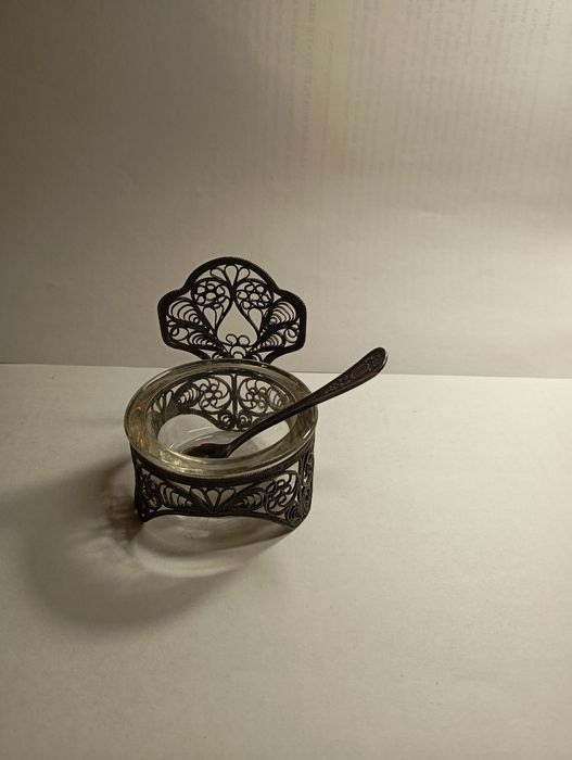 Мельхіорова сільничка