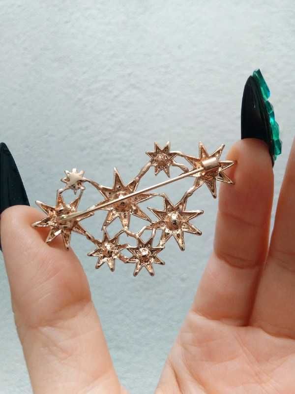 Broche / pregadeira / alfinete de peito - constelação de estrelas, AB