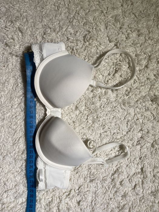 Бюсггалтер Calvin Klein 70a