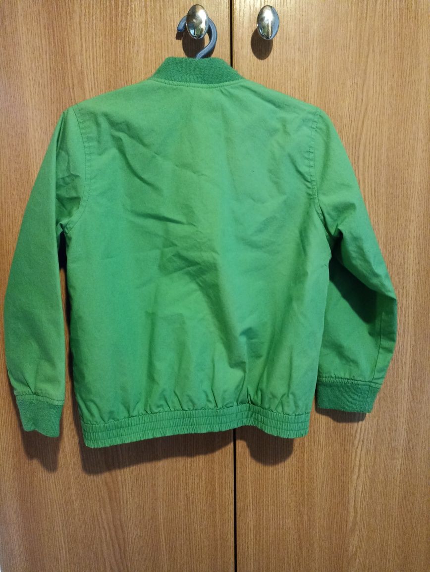 Wiosenna, zielona kurteczka H&M , rozmiar 110 (4-5l)
