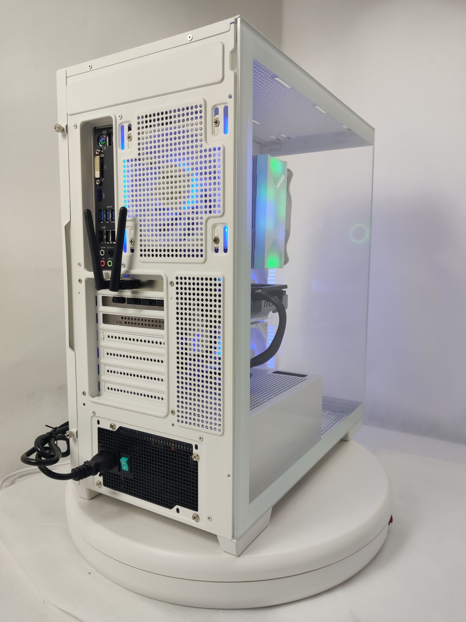 Komputer Gamingowy Ryzen 7 5700x3d, RTX 5060 Ti, 32 GB RAM,SSD