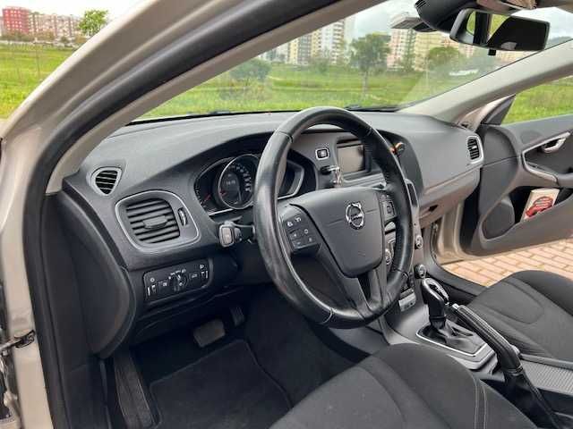 Vendo Volvo V40 T3 Sport edition de 2017