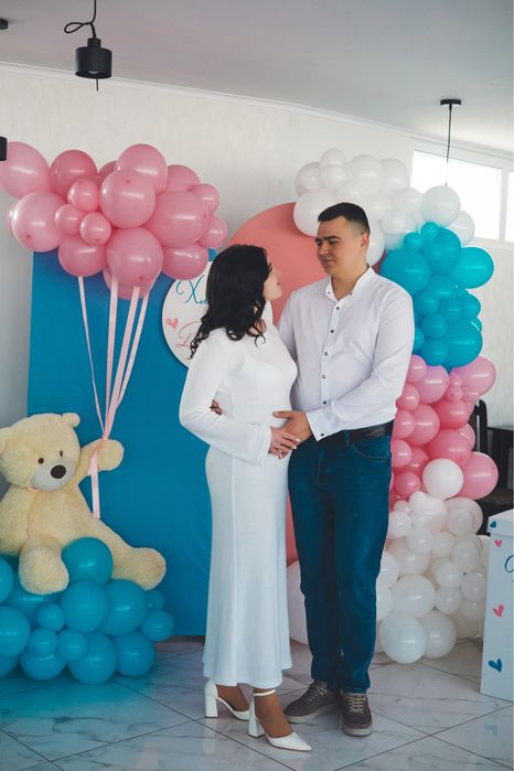 Біла сукня на свято