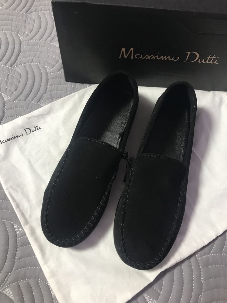 Продам жіночі замшеві мокасини Massimo Dutti