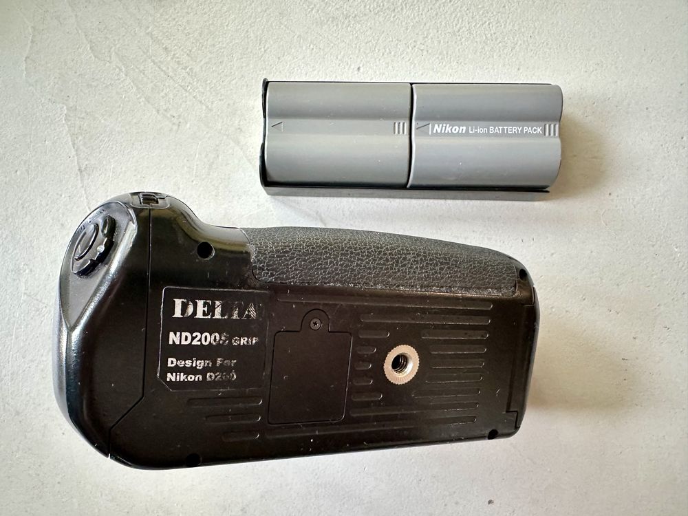 Nikon D200 pełny zestaw z obiektywem