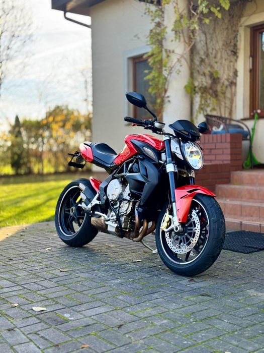 MV Augusta Brutale 675