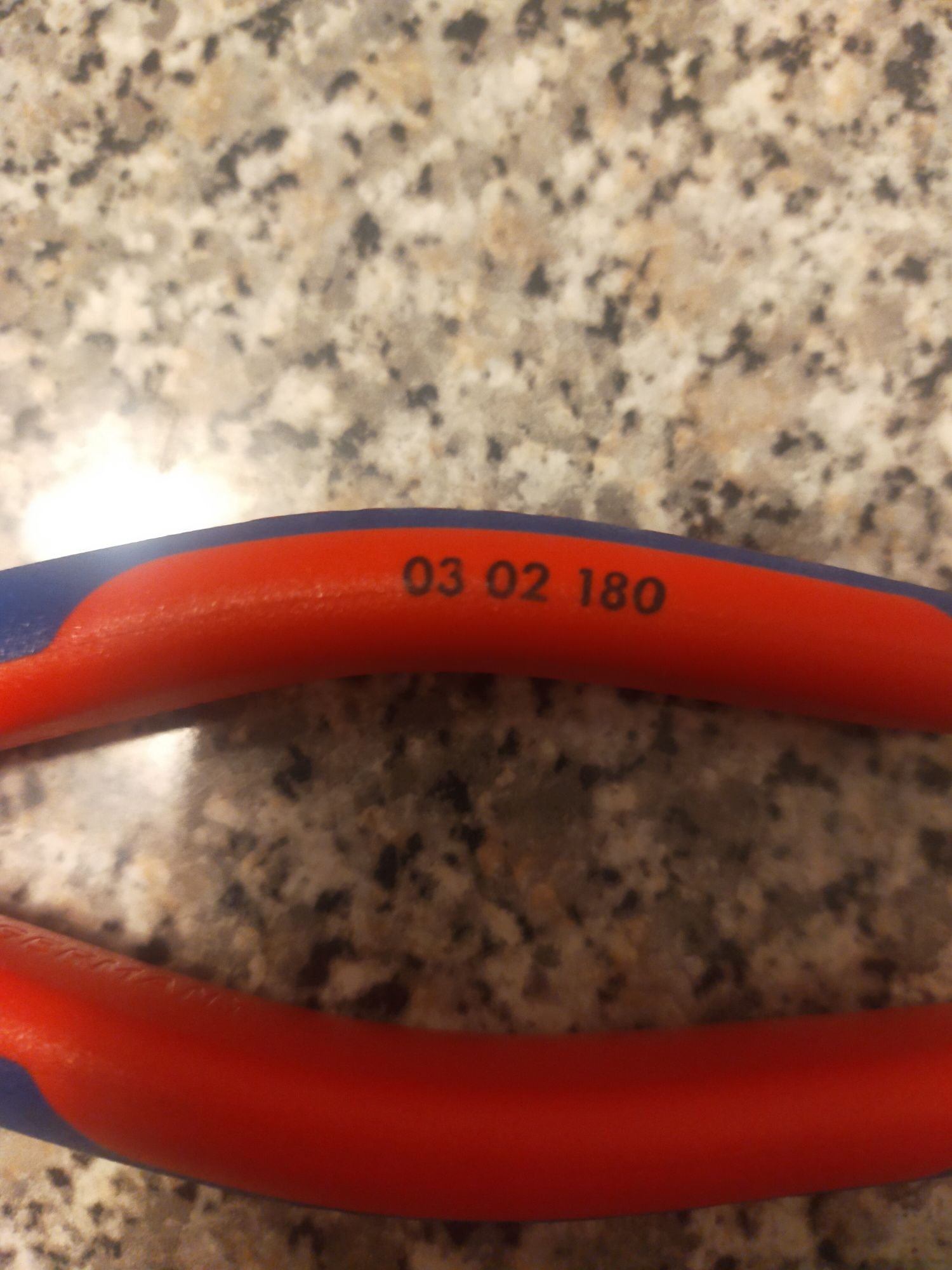 Alicate universal knipex