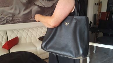 Prada . Torebka Shopper  czarna.