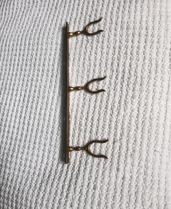 Supporte de  copos com pé em Latão