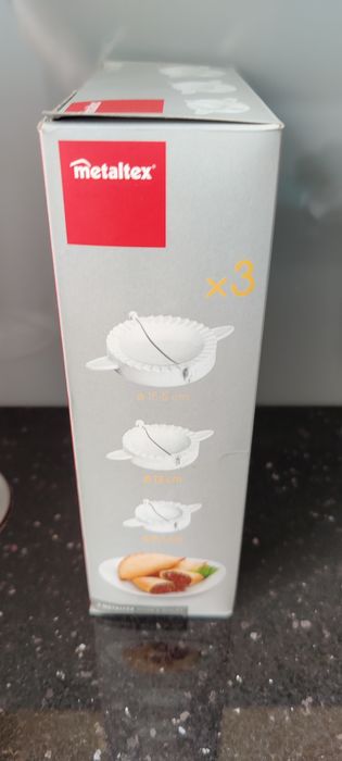 Markowa maszynka, foremka, forma do lepienia pierogów 3 rozmiary .