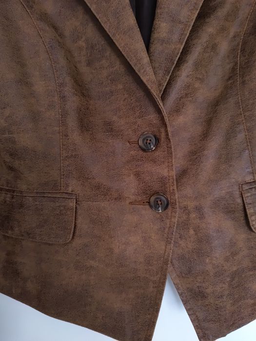 Krótka marynarka brązowa