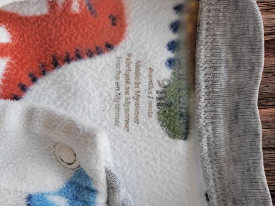 3 ciepłe pajacyki r.74/80 (Disney, Carter's, Kuniboo)