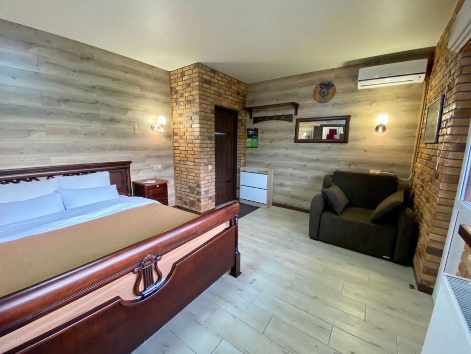 Готель Довбуш в Яремче, сніданок включено