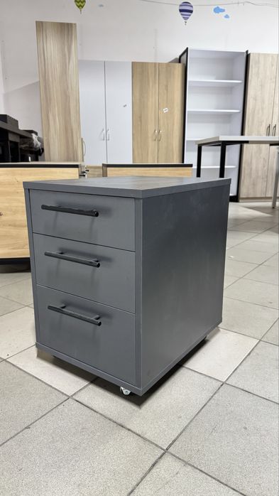 Тумби нові кількість