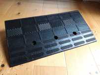 Najazd ochronny wys. 100 mm Najazdy kablowe ochronne 2 szt.