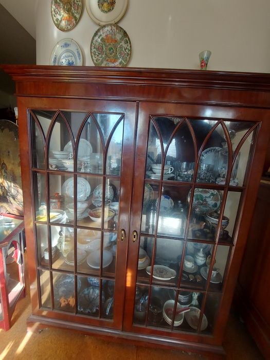 Armário Vitrine em ótimo estado