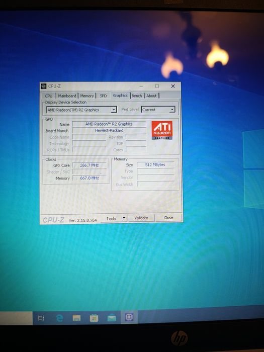 Laptop HP 17-P100NW 17 " AMD E1-6010  4 GB / 256 GB SSD WIN 10