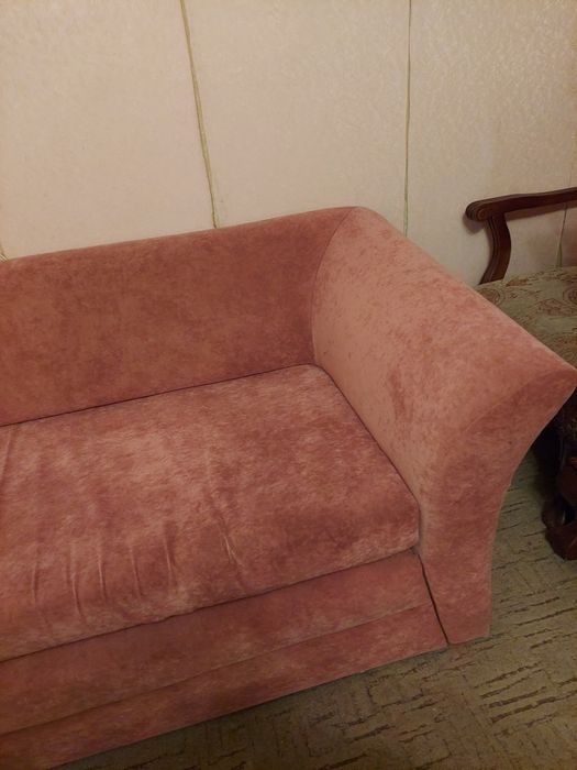 Диван-кровать в хорошем состоянии