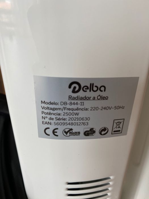 Aquecedor / Radiador a óleo - 10 elementos - 2500W + tomada