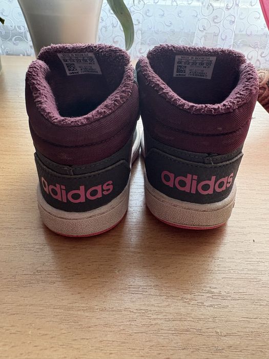 Ботинки- хайтопи adidas розмір 22