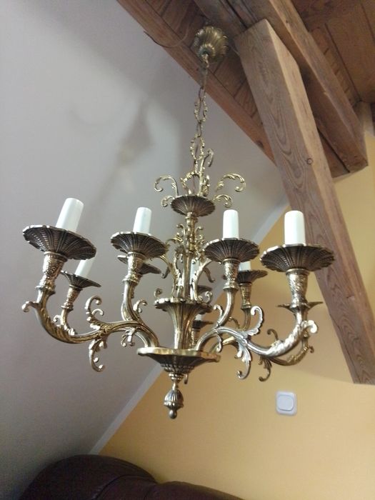 Żyrandol mosiężny