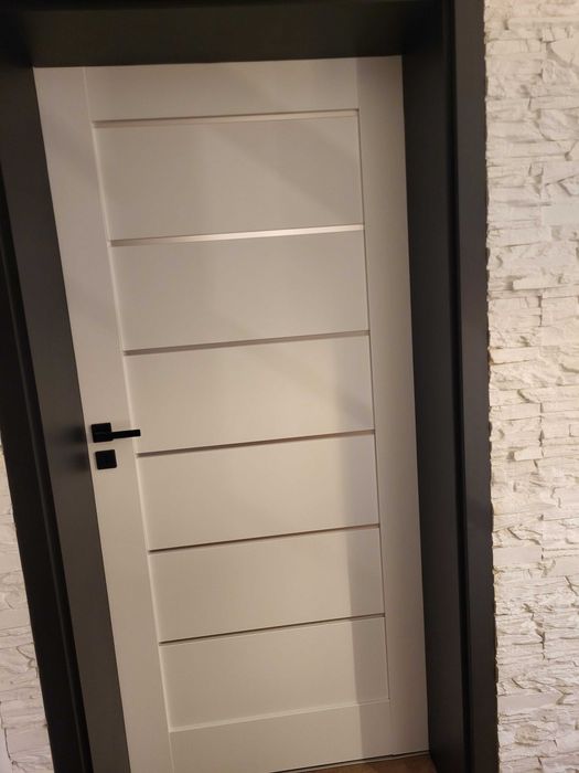 Drzwi z szybą mleczną