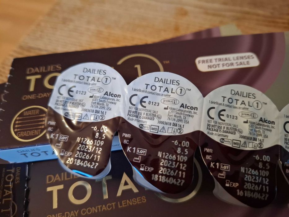 Dailies Total 1 Alcon moc -6.0 15 sztuk soczewek kontaktowych