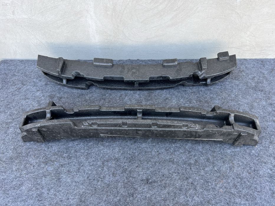 Абсорбер переднього бампера Rogue Sport J11