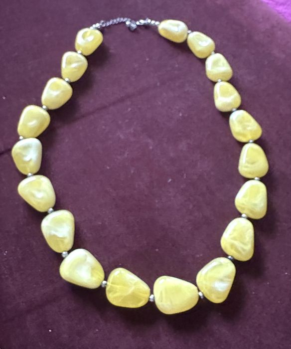 Korale Żółte 71 cm