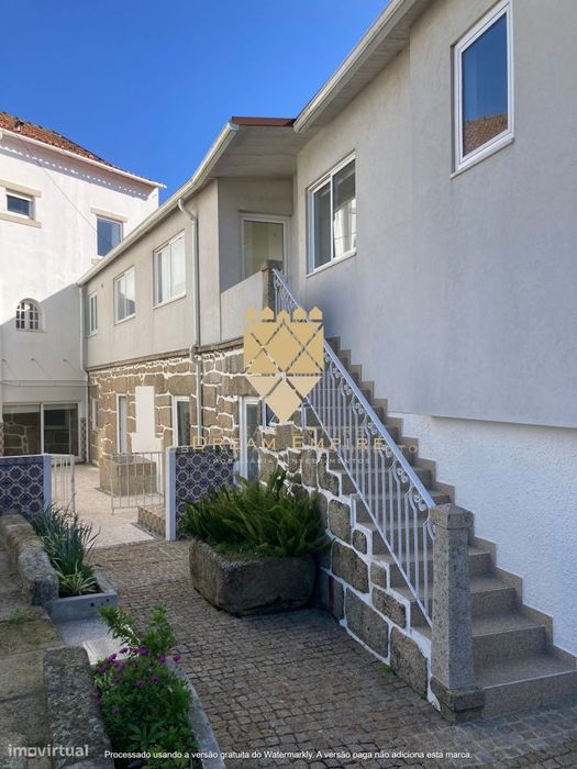 Apartamento T2 para arrendar em Leça da Palmeira- Santa Cruz