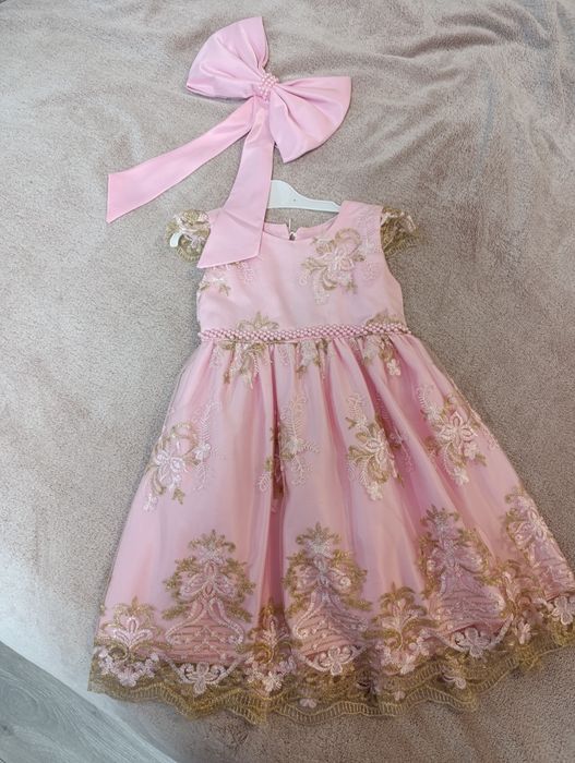 Святкова дитяча сукня
