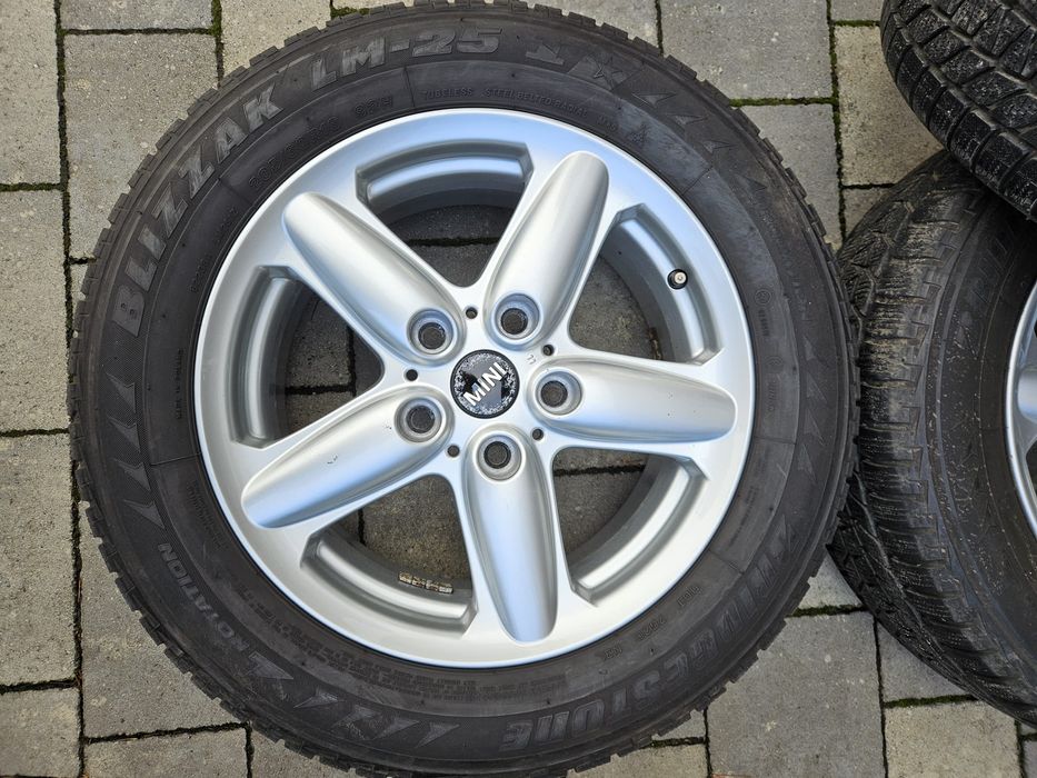 Koła (felgi +opony) mini countryman 205/60 R16