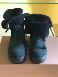 Женские зимние меховые замшевые/кожаные ботинки Carlo Pazolini