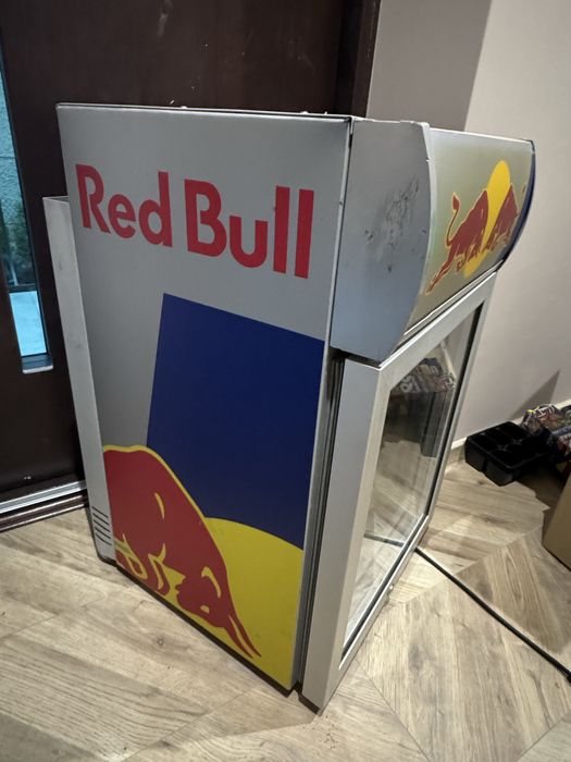 Lodówka Red Bull