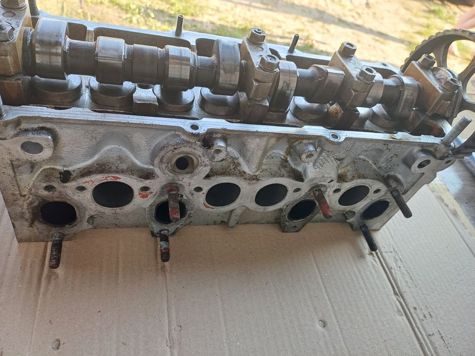 Гбц головка блока 026103373Q  1.6 1.8 VW pasat B3.4 Golf 2.3 aubi 80