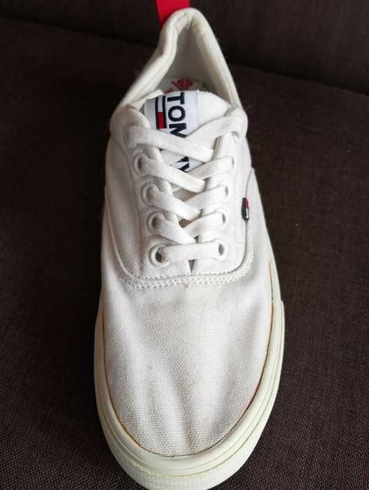 TOMMY JEANS. Buty sportowe damskie.