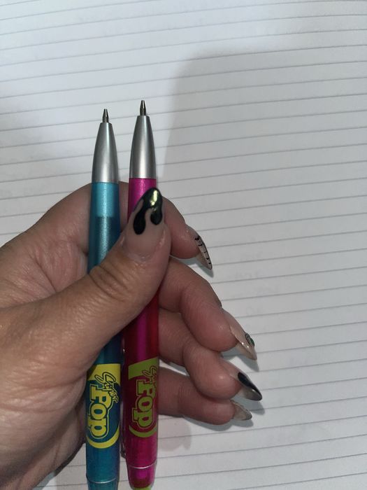 Lapiseiras - Revista Super Pop