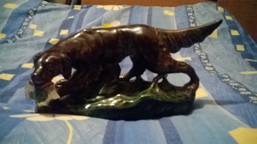 Продам статуэтку "Сеттер на охоте. "Собака с дичью",  Б\у.  Керамика.